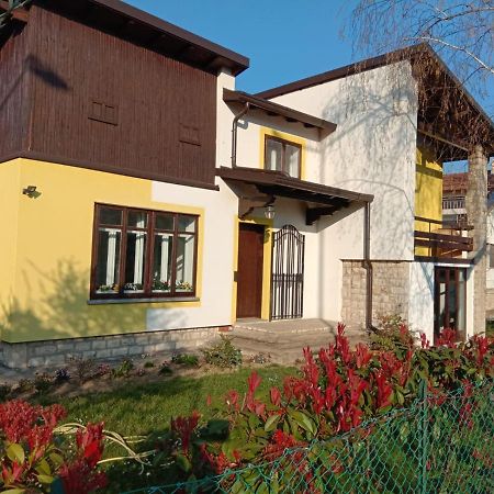 Villa Lim Bergamo Bagian luar foto